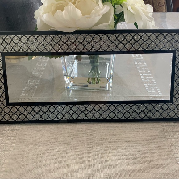 Bella Villa 4 piece Candle & Vanity Tray Se - Picture 7 of 9